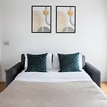 Bnbnook - Cozy 2Br Near Oxford Street & Soho