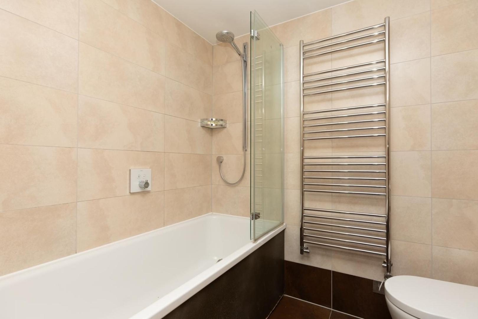 Bnbnook - Cozy 2br Near Oxford Street & Soho Apartment London